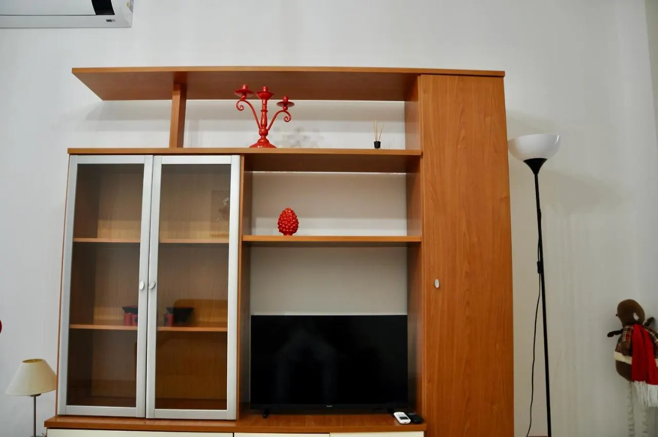 M.Aurelio Red Apartman Milánó