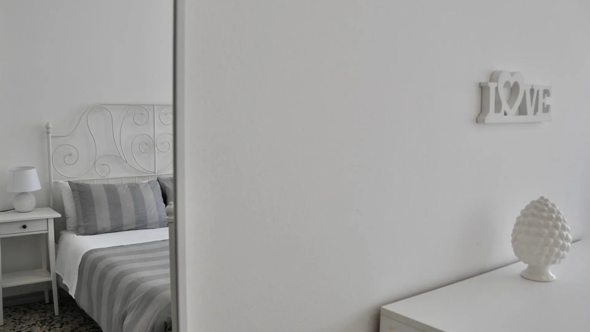 M.Aurelio Red Apartman Milánó